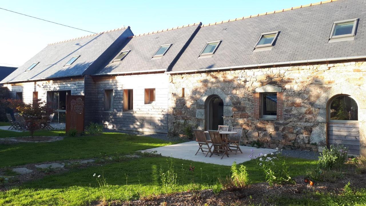 Gites Du Herisson Begard Exterior photo